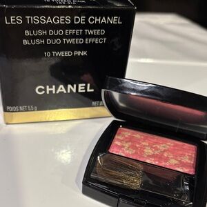 CHANEL Blush Duo Effet Tweed in Tweed Pink